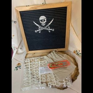 Halloween changeable black felt board